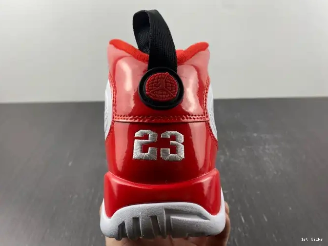 1st Kicks Air Retro Jordan White Gym 302370-160 9 Red 0522